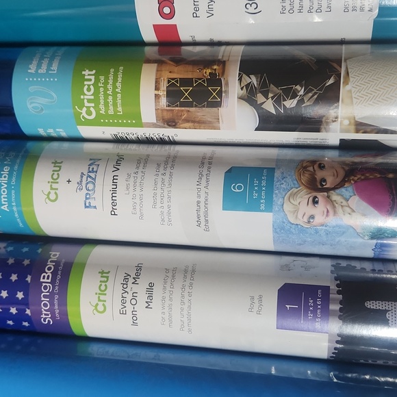 ORACAL AND CRICUT VINYL - Picture 4 of 5